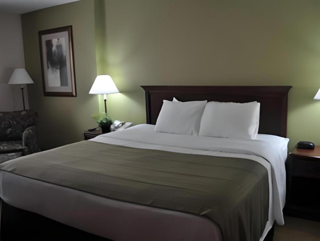 Garden Plaza Hotel Saddle Brook Exterior foto