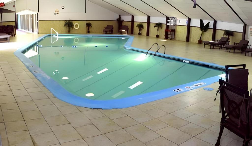 Garden Plaza Hotel Saddle Brook Exterior foto