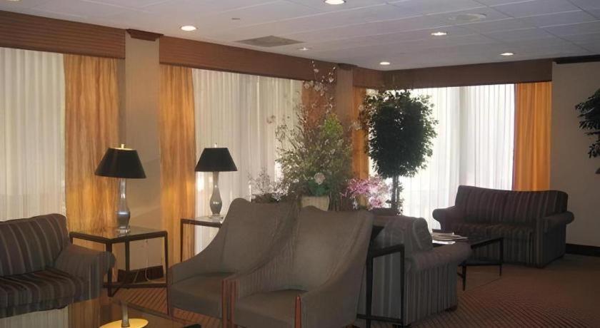Garden Plaza Hotel Saddle Brook Exterior foto